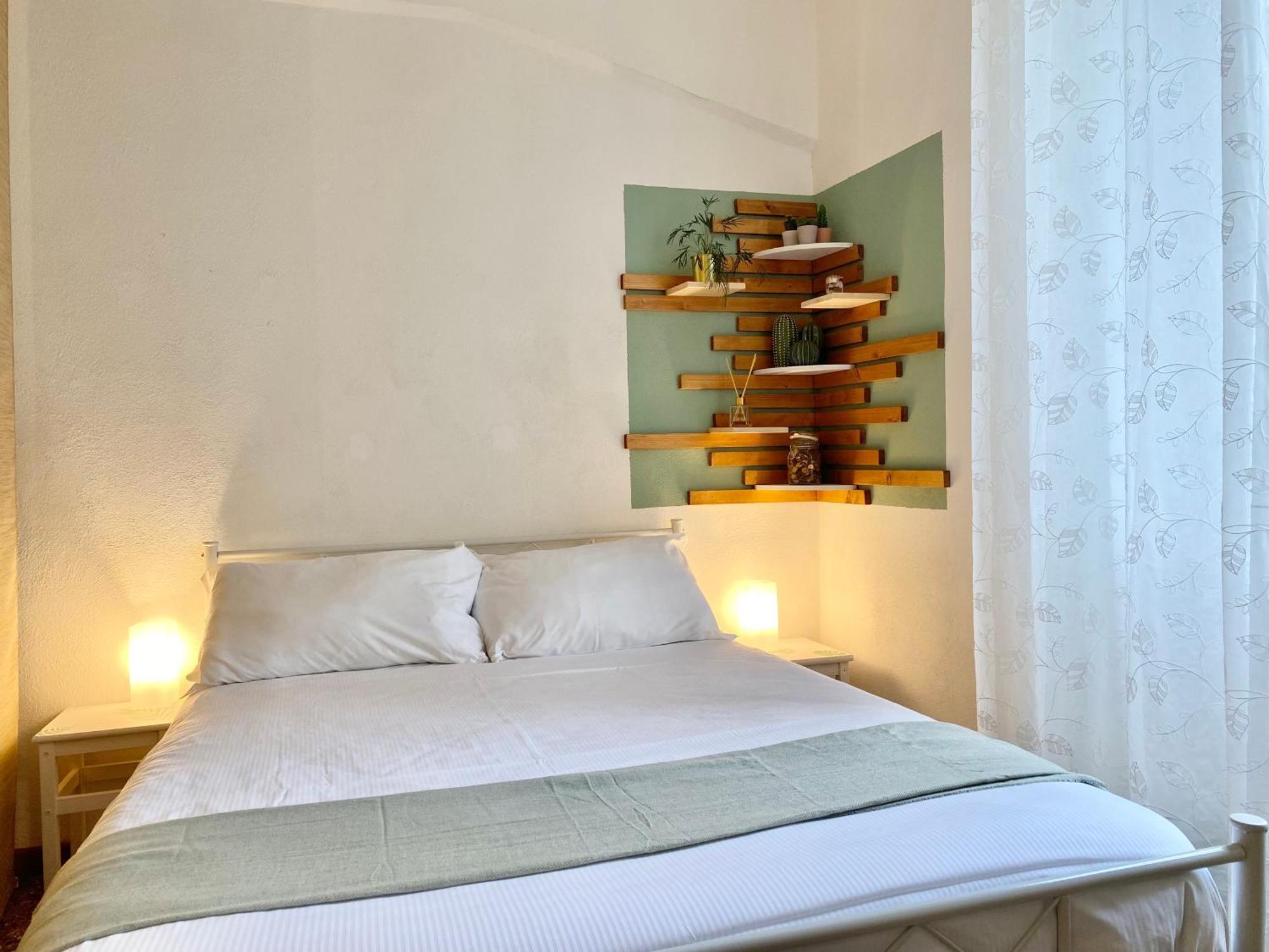 Casaviva - In Genova's Old Town Apartment *